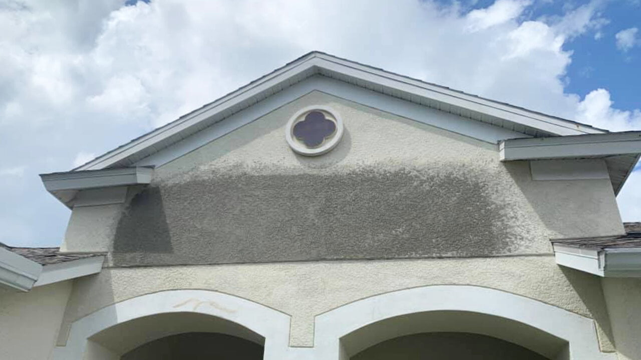 After a completed stucco repair by Top Dog
